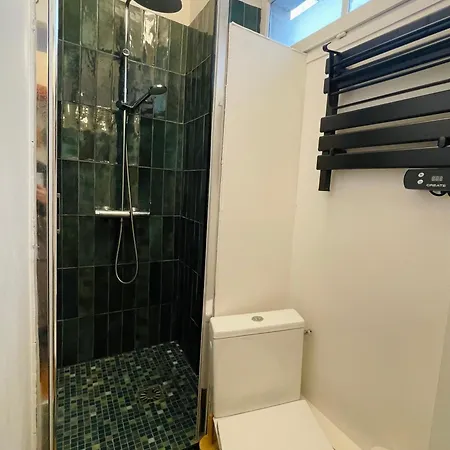 Chic Neighborhood Charming Courtyard 7th Lejlighed Paris